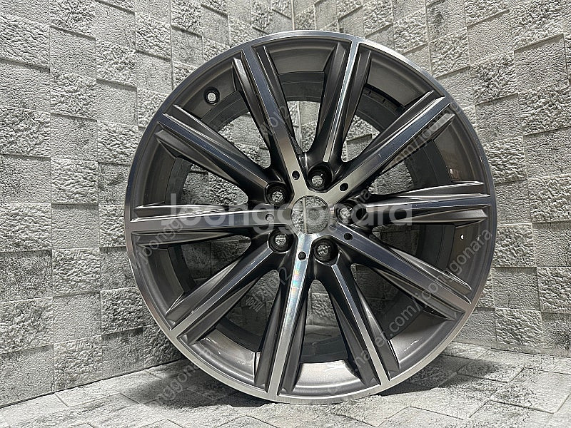 (판매)BMW G30 5시리즈 럭셔리 684 건메탈 투...--0