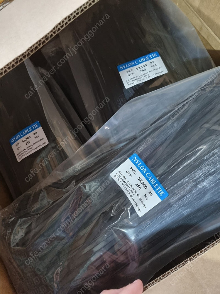 케이블타이 300mm 250개입 이미지