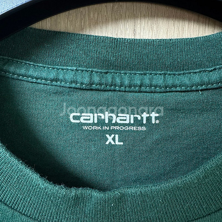 칼하트 wip 티셔츠 xl 판매합니다!--2
