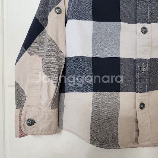 SALE~ 새상품급. 90호 (2y) 버버리 키즈 소매...--4