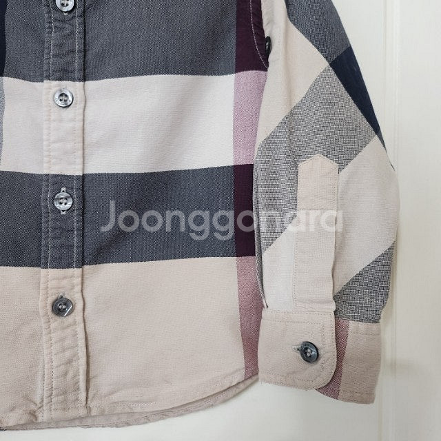 SALE~ 새상품급. 90호 (2y) 버버리 키즈 소매...--5
