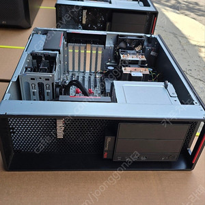 RTX5090 딥러닝컴퓨터 워크스테이션은 조립과 A/S 모두 경험 있는 전문가에게 맡겨야 안심! 레노버워크스테이션 씽크스테이션 AI서버