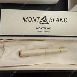 몽블랑 헤리티지 루즈 앤 느와 베이비 스페셜 에디션 아이보리 만년필 펜파우치 세트