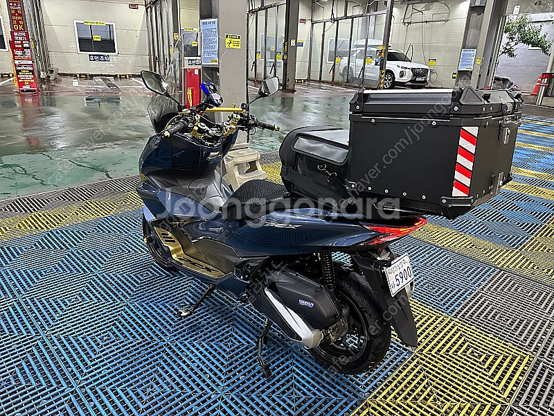 22년식 Pcx 125 14,200키로 풀튜닝 판매--1