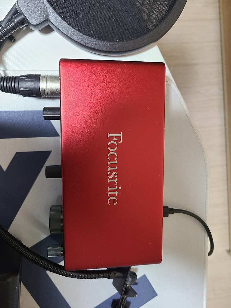 포커스라이트 스칼렛 2i2 3세대 Scarlett USB 오디오 인터페이스 홈레코딩 오인페 이미지