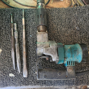 마끼다 해머 함마 뿌레까