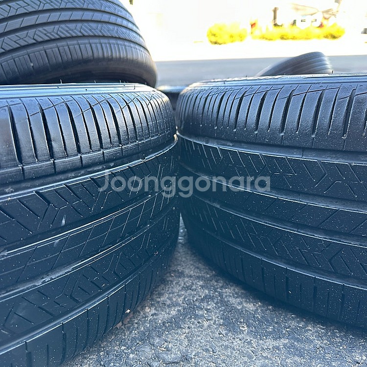 제네시스 G80 18인치 정품 휠타이어 세트 팔아요 245 45 18--6