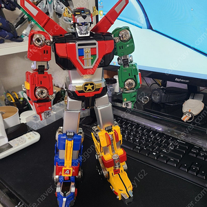 반다이 mg fazz 구해봅니다