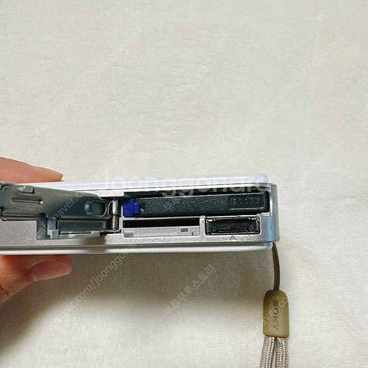 소니 사이버샷 DSC-T2 디지털 카메라--5