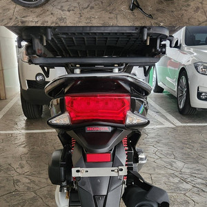 키로수 적고 깔끔한 18년식 PCX