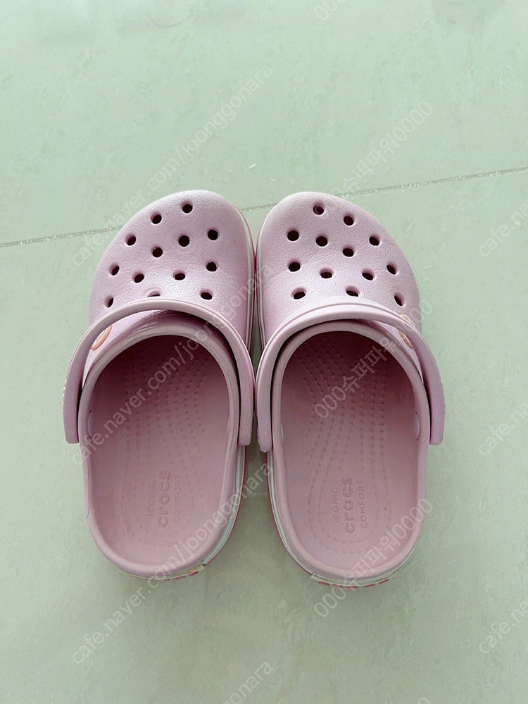 크록스 샌들 핑크--1