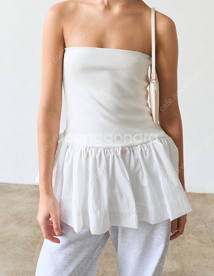 릴리코츠 릴리 튜브탑 새상품--2