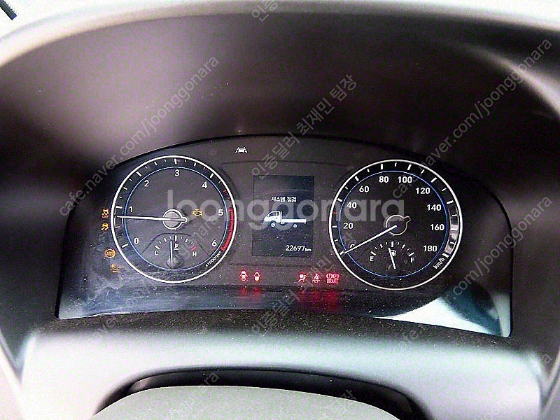 캠핑카 중고 포터2 2023년식 22,693km 기본형...--8