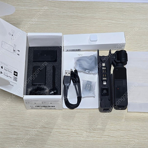 오즈모포켓2 크리에이터 콤보 팝니다