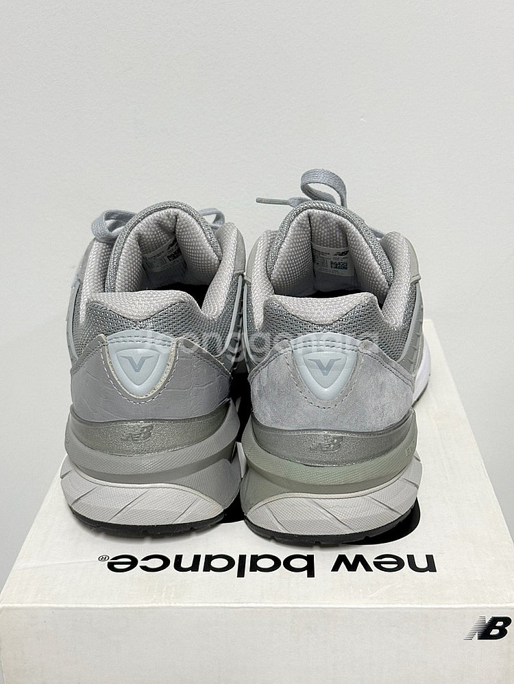 뉴발란스 X 엔가 엔지니어드가먼츠 990v5 그레이 2...--8