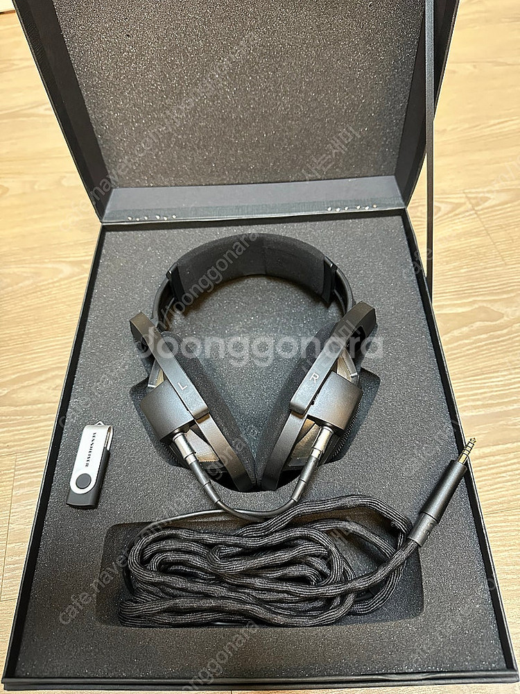젠하이저 플래그십 오픈형 헤드폰 HD800S--0