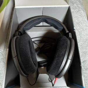 젠하이저 hd600팝니다