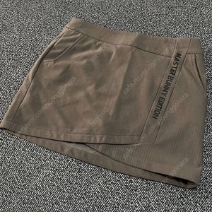 새상품 정품 마스터바니 여자 골프 스커트 골프 치마 S싸이즈