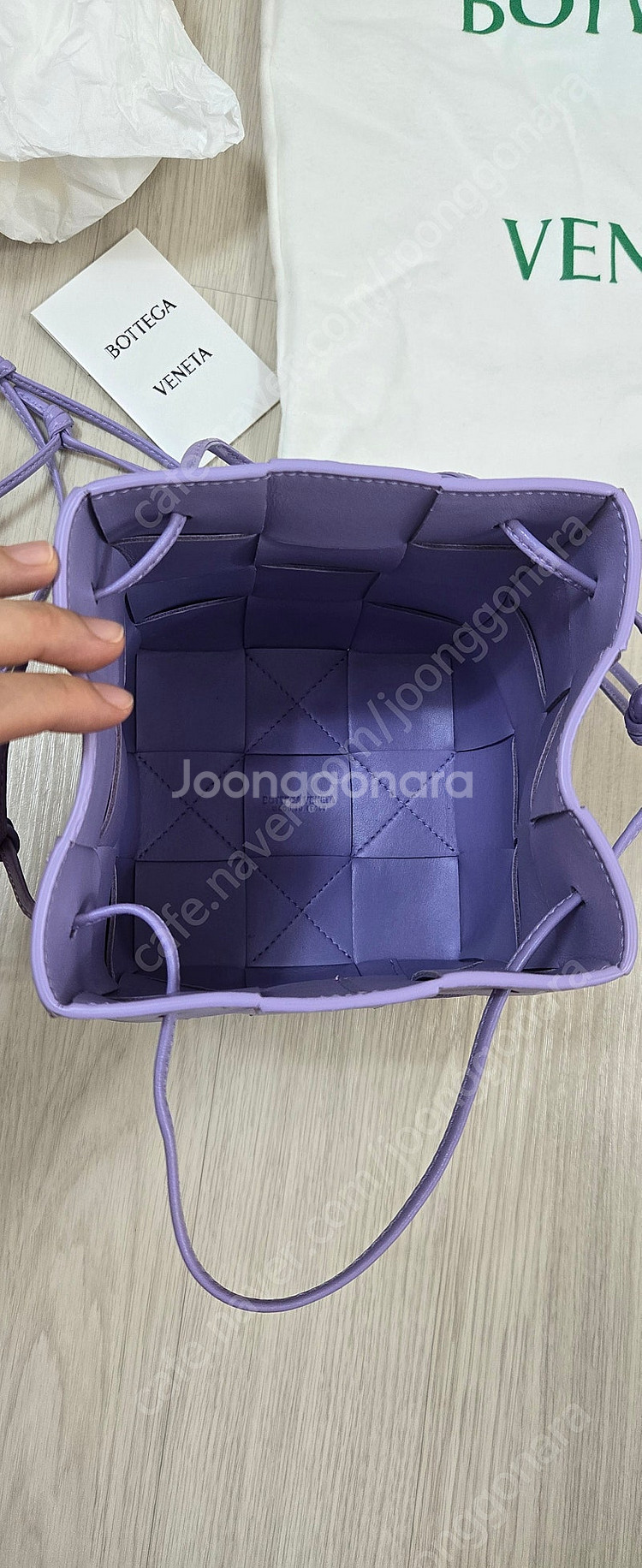 보테가베네타 카세트 버킷백 스몰--1