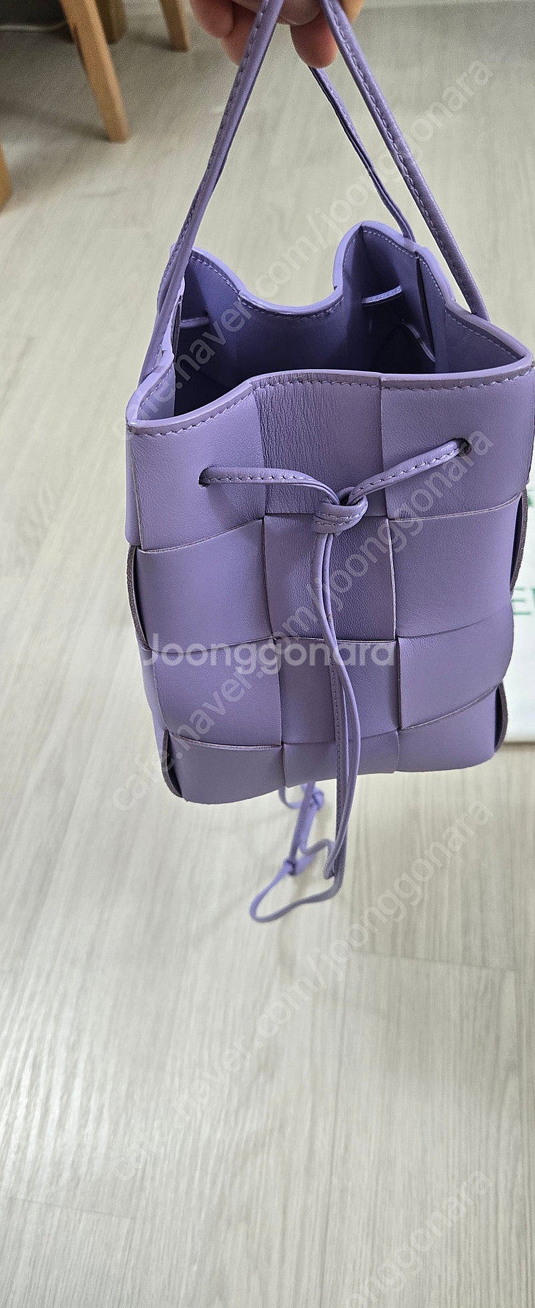 보테가베네타 카세트 버킷백 스몰--4