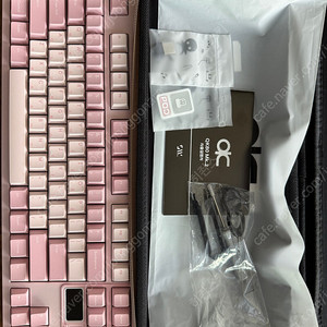QK80MK2 아키페 에디션 핑크 키보드 판매합니다.