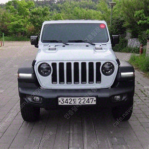 지프 랭글러 중고 랭글러 루비콘 중고 2020년식 64,760km 2.0 루비콘 4도어 파워 탑 가성비 좋은 중고차