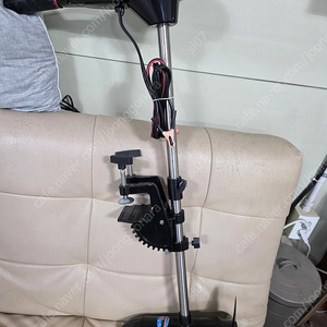 가이드 모터 와 파워뱅크 100a