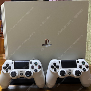 플스 4 프로 글래셔 화이트 PS4 PRO