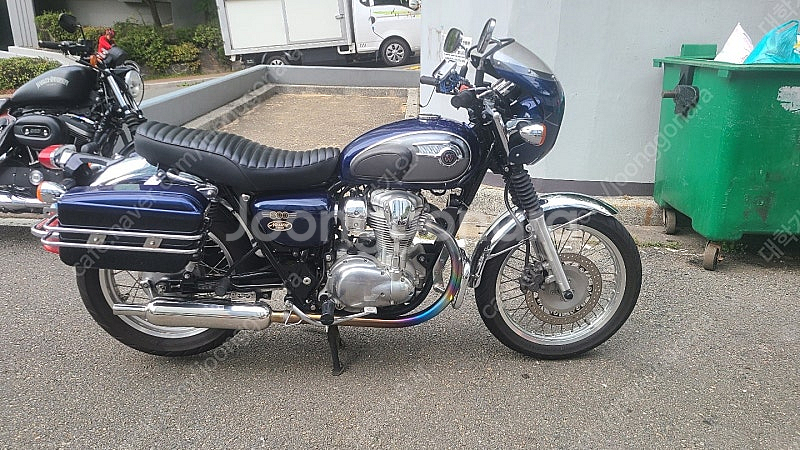가와사키 W800 14년식 26,000km 입니다.--3