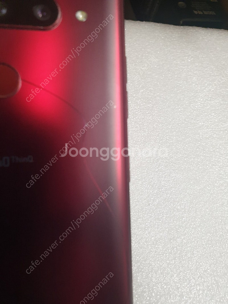 LG V40 SK--4