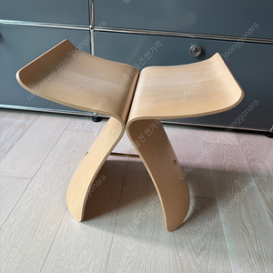 Vitra 버터플라이 스툴 정품 (메이플)