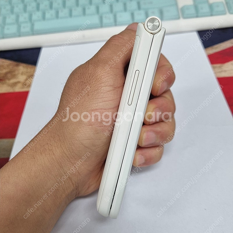 202286 갤럭시폴더2 화이트 KT 무잔상 AA급 중...--4