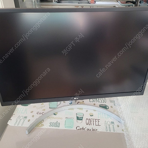 (서울 직거래) LG 27인치 4K UHD 27UL550 피벗 IPS 모니터