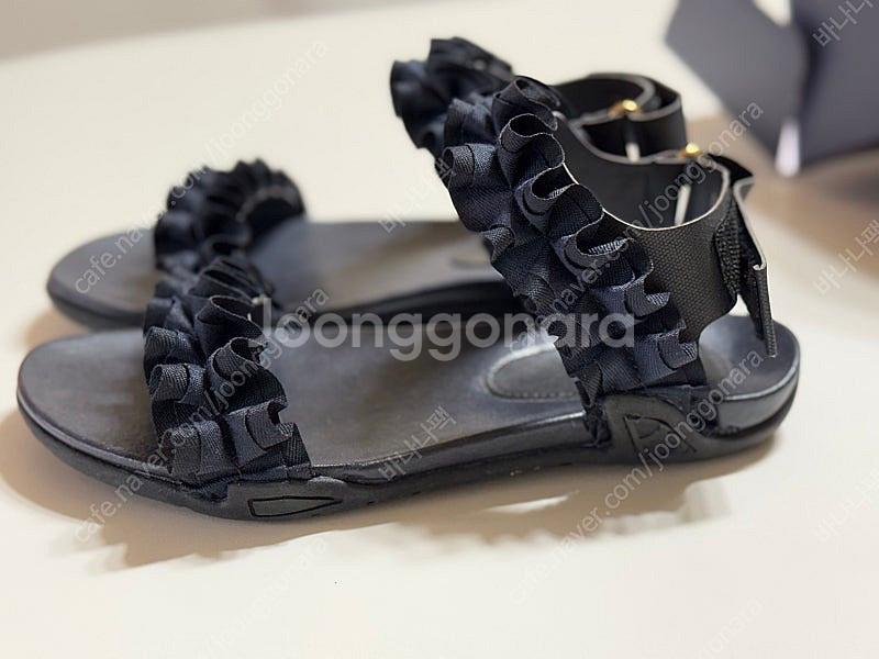 슈콤마보니 샌들--4