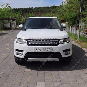 랜드로버 레인지로버 스포츠 중고차 할부가능 흰색 2015년식 68,774km 3.0 SDV6 HSE 수원중고차