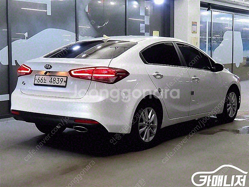 [기아]더뉴 K3 1.6 GDI 트렌디 스타일 (5인승...--4