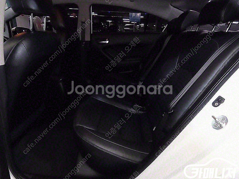 [기아]더뉴 K3 1.6 GDI 트렌디 스타일 (5인승...--7