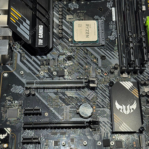 5700X3D / Asus B550 tuf plus / Ram 32g (16x2)