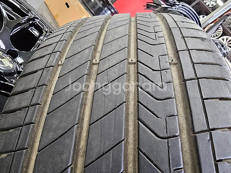 BMW7시리즈 F01 19인치 블랙유광 휠타이어셋. 7...--5