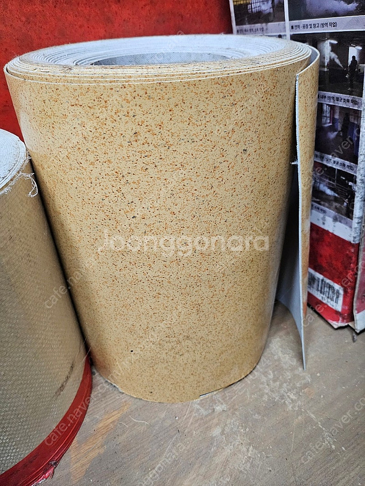 폭이적은 자투리장판--0