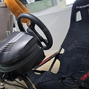 트러스트마스터 t500rs + th8a + 플레이시트
