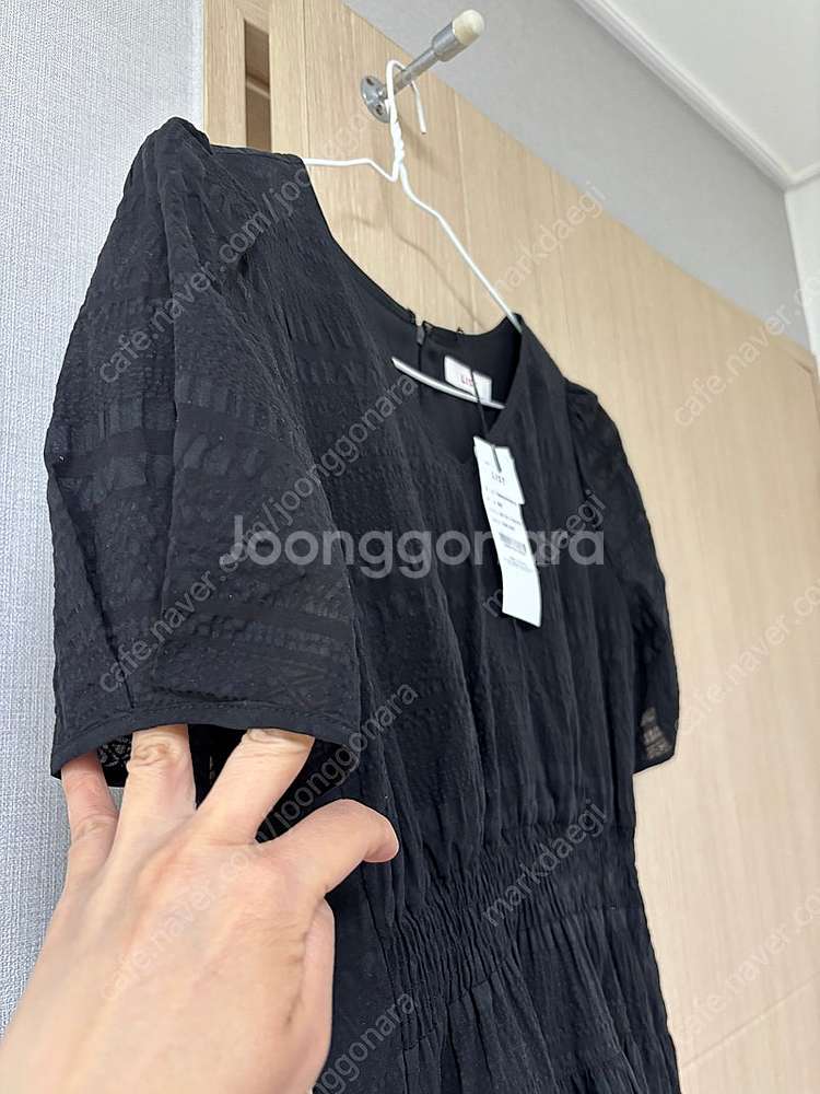 리스트 퍼프 셔링 블랙 원피스 새상품--1