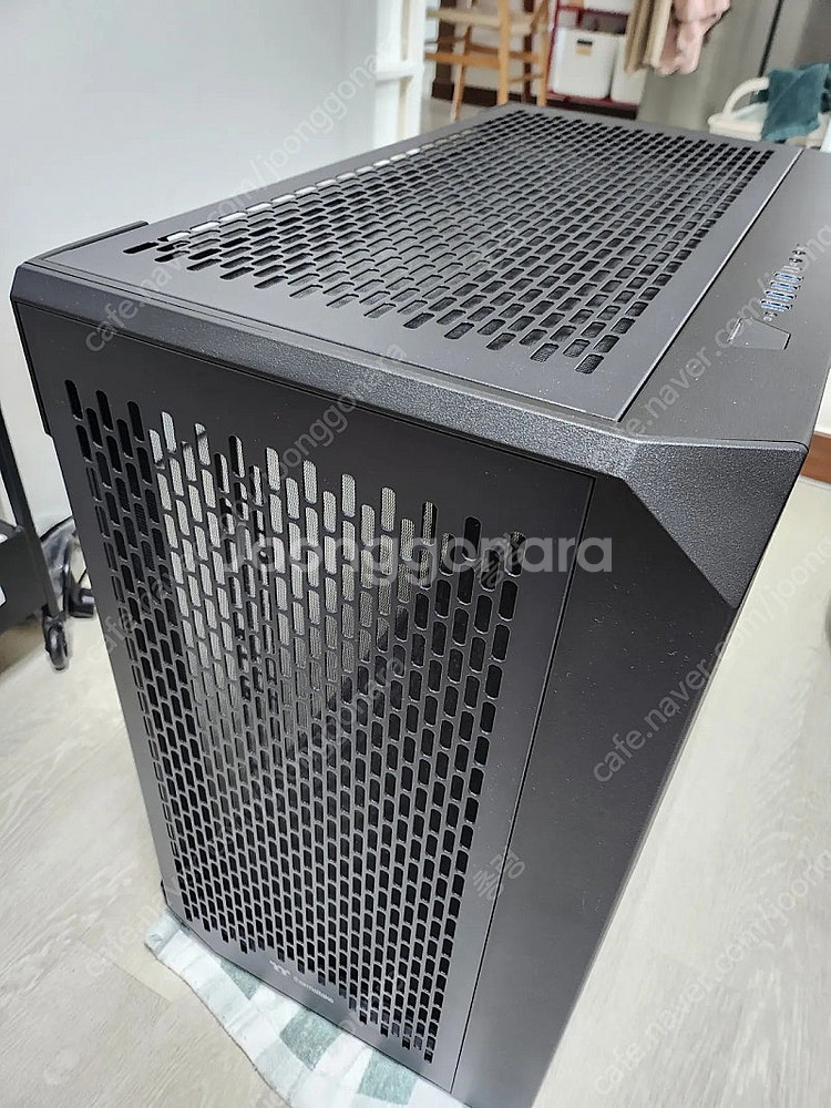 써멀테이크 cte air c750 빅타워 컴퓨터 케이스--1