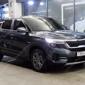 셀토스 중고차 셀토스 중고 가격 중고 셀토스 기아중고차 회색 2020년식 디젤 1.6 2WD 프레스티지 중고차구매