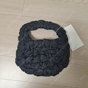 cos코스 퀼티드 마이크로 백 구름백 블랙 새상품