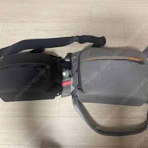 픽디자인 슬링백 6L 애쉬 3L 블랙 팝니다