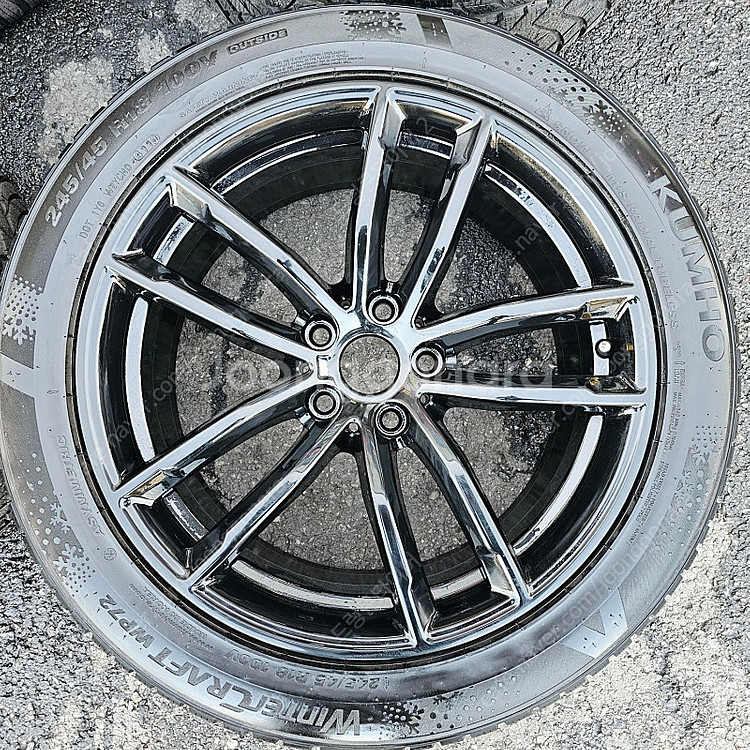 BMW G30 662m 18인치 블랙유광 윈터타이어세트...--2