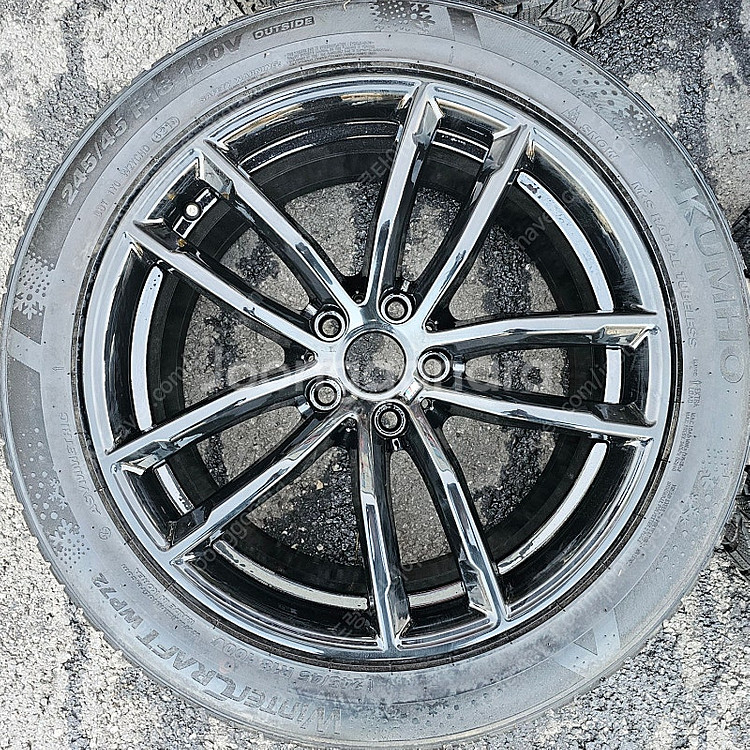 BMW G30 662m 18인치 블랙유광 윈터타이어세트...--3