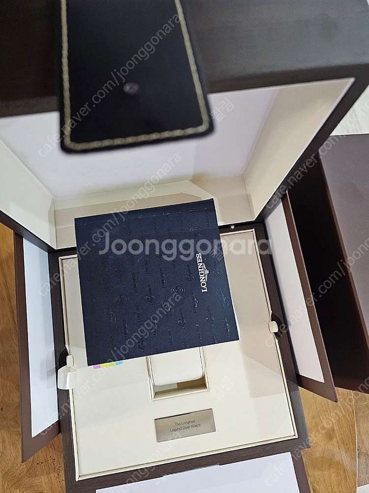 론진 레전드 다이버 시계 36미리 팝니다.--0
