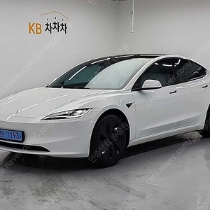 테슬라 중고 테슬라 모델3 중고차 24년 22,827km 흰색 모델3 RWD